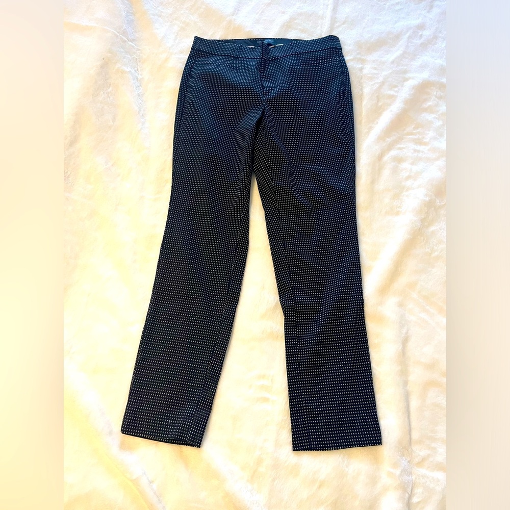Women's Plaid Trousers - Classic & Trendy, Perfect for Any Season!